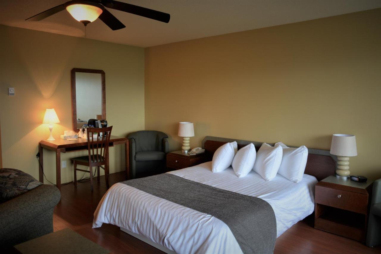 Motel Quatre Saisons Forestville Εξωτερικό φωτογραφία