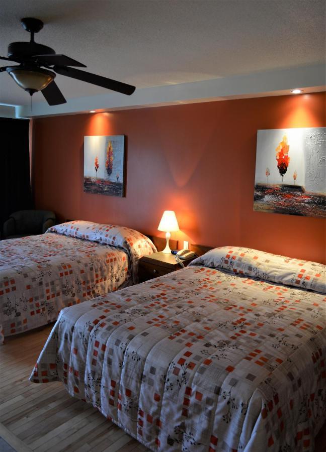 Motel Quatre Saisons Forestville Εξωτερικό φωτογραφία